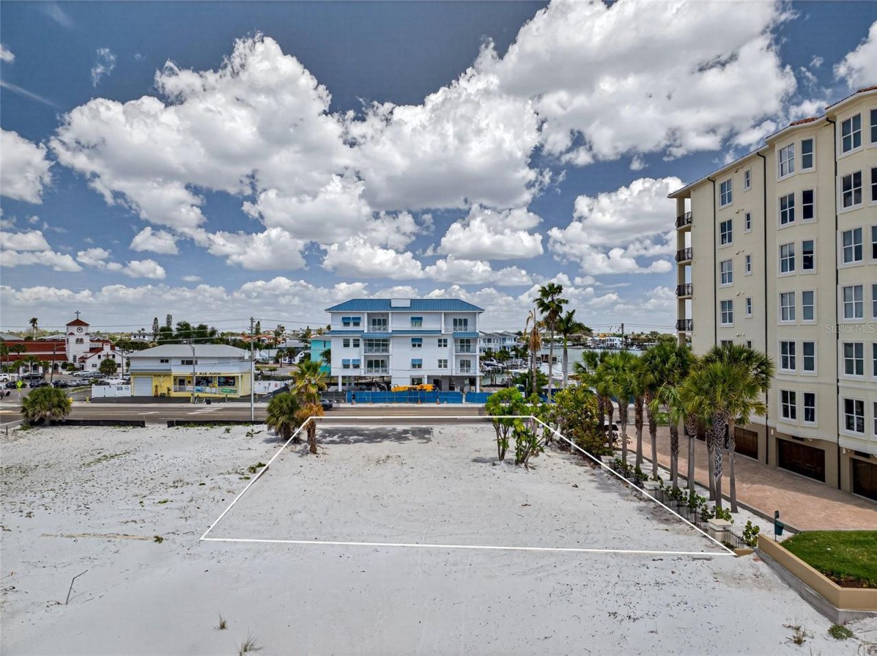 13642 Gulf Boulevard, Madeira Beach, FL 33708 Photo