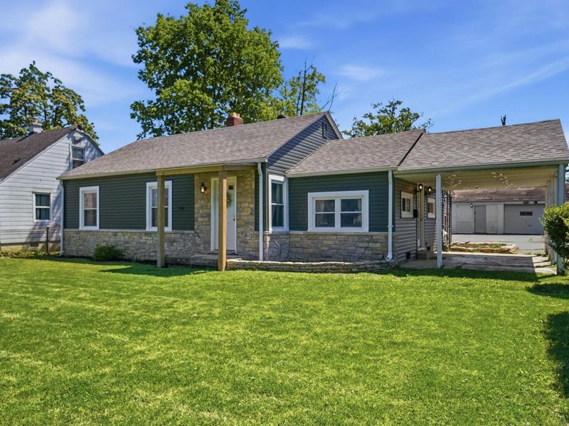 150 Lennox Avenue, Columbus, OH 43228 Photo 3