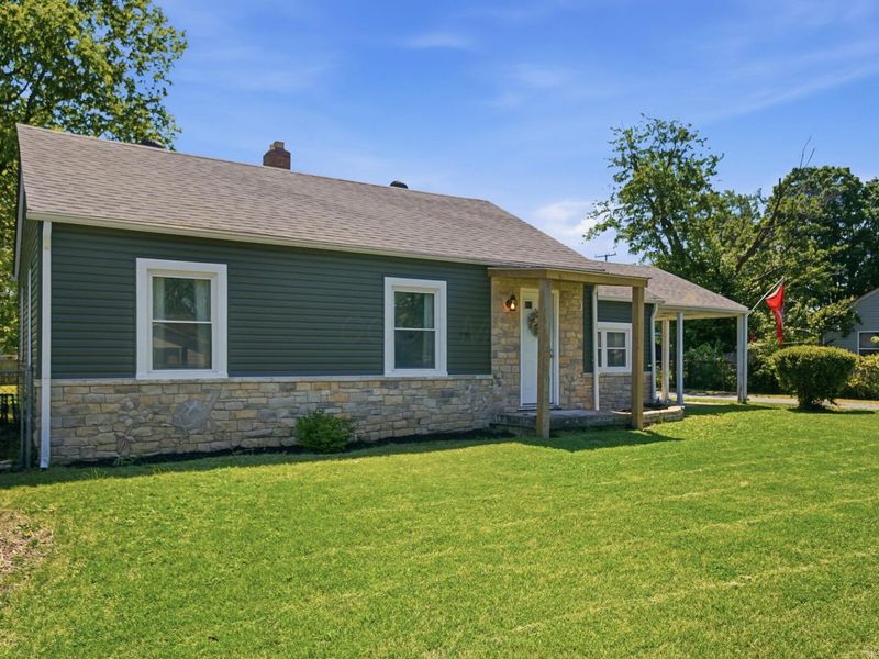 150 Lennox Avenue, Columbus, OH 43228 Photo 4