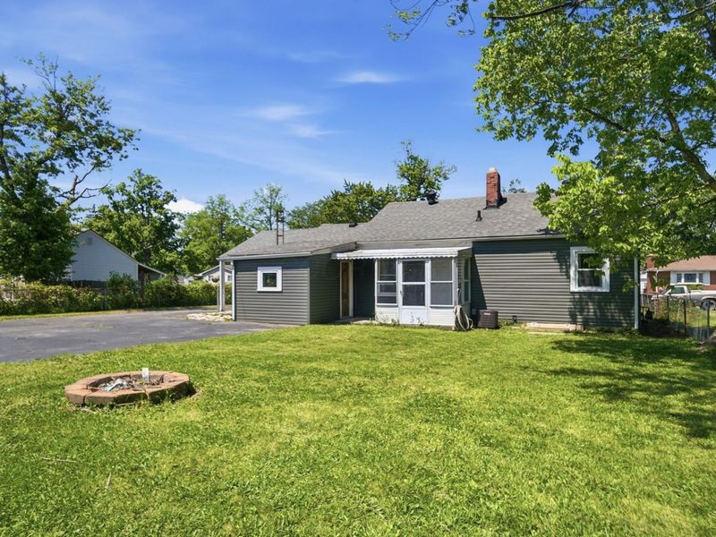 150 Lennox Avenue, Columbus, OH 43228 Photo 47