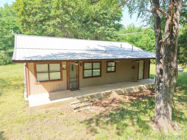 9420 E 120th Road , Dustin, OK 74839