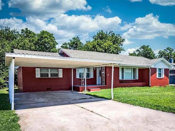 727 NW 36th Street, Lawton, OK 73505