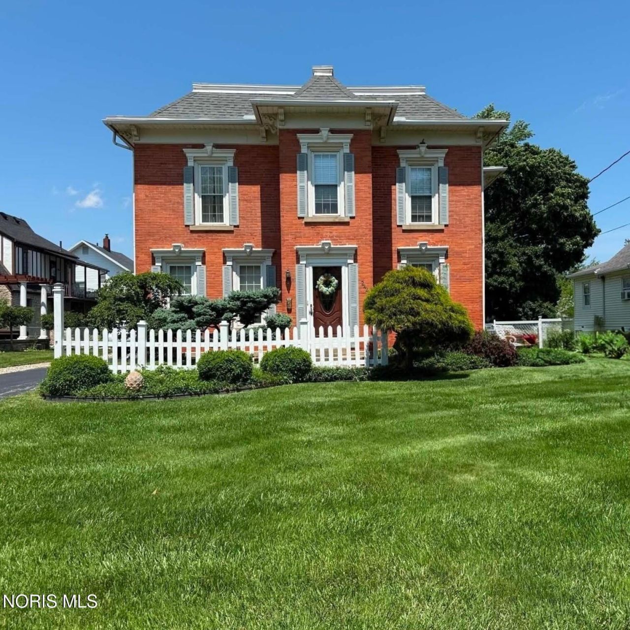 244 E Water Street, Oak Harbor, OH 43449 Main Photo