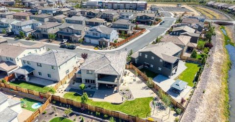 9329 Skyracer Drive, Reno, NV 89521 Photo