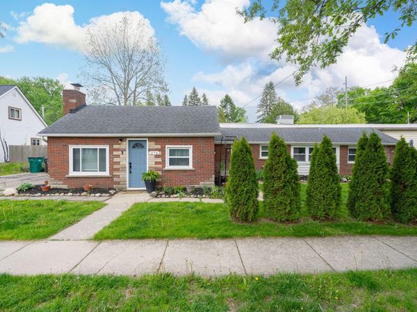 276 E Gates Street, Romeo, MI 48065