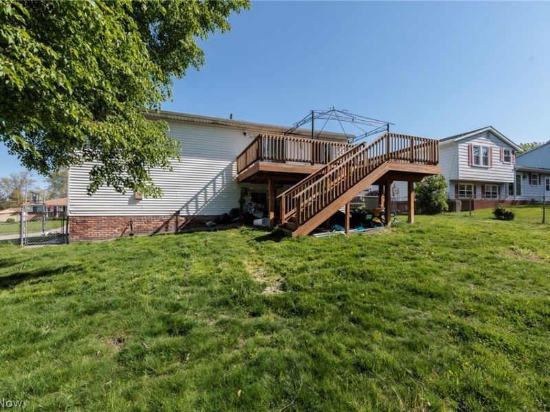 10201 Munich Drive, Parma, OH 44130 Photo 36