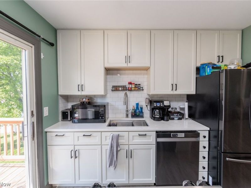10201 Munich Drive, Parma, OH 44130 Photo 9