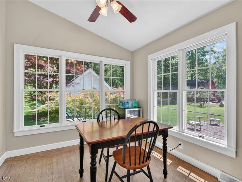 8465 Usher Road, Olmsted Falls, OH 44138 Photo 16