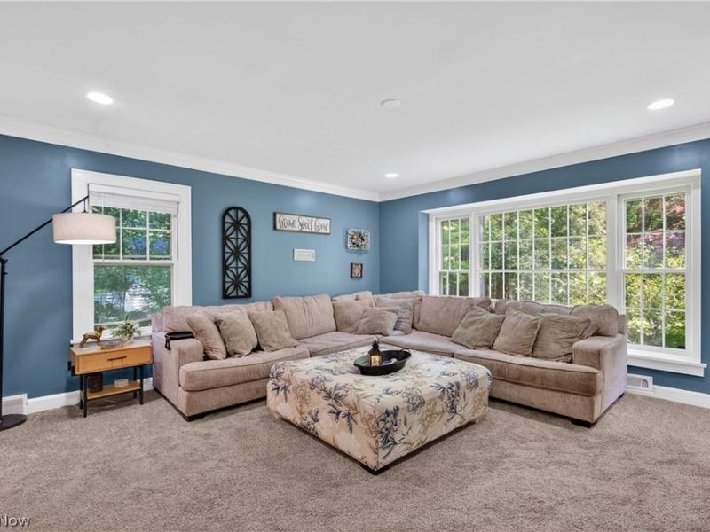 8465 Usher Road, Olmsted Falls, OH 44138 Photo 18