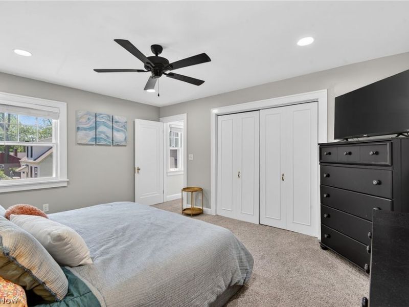 8465 Usher Road, Olmsted Falls, OH 44138 Photo 21