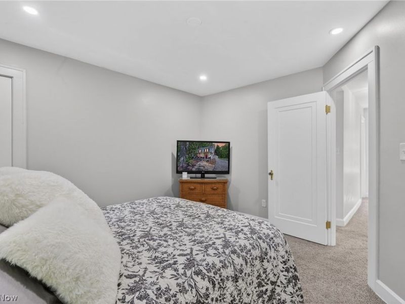 8465 Usher Road, Olmsted Falls, OH 44138 Photo 33