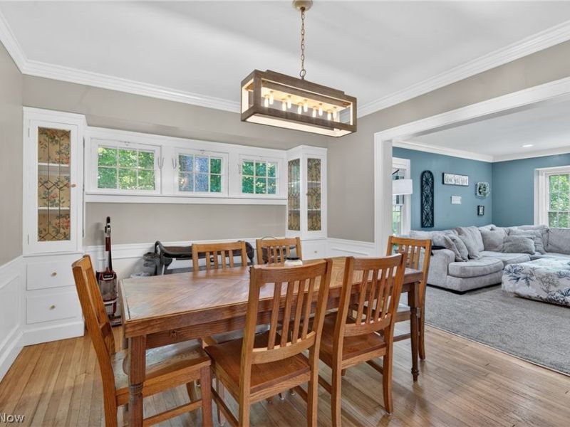 8465 Usher Road, Olmsted Falls, OH 44138 Photo 9