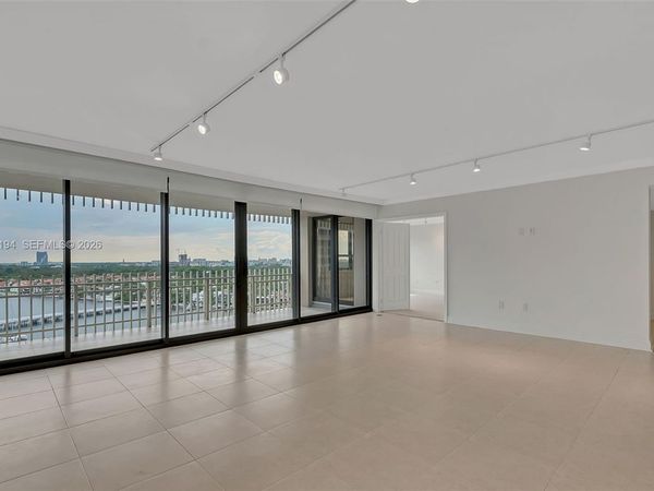 3 Grove Isle Dr , Unit C1606, Coconut Grove, FL 33133