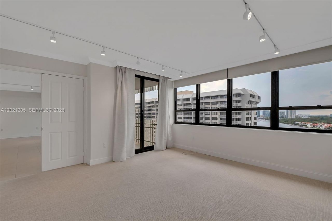 3 Grove Isle Dr, Unit C1606, Coconut Grove, FL 33133 Photo