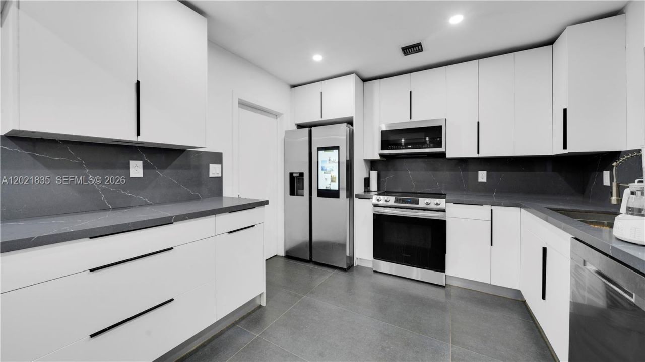 603 N 32nd Ave, Hollywood, FL 33021 Photo