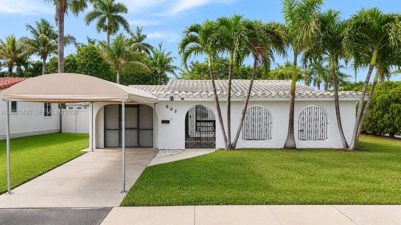 603 N 32nd Ave, Hollywood, FL 33021 Photo