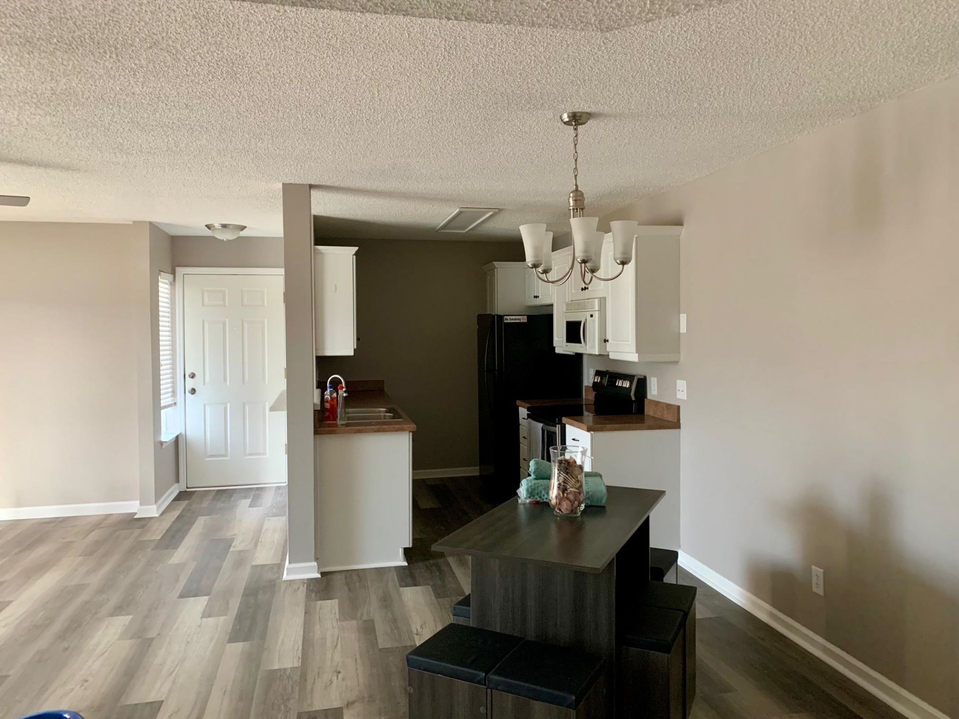 2258 Huntington Dr. Photo 10
