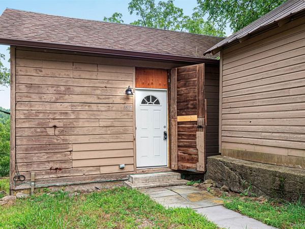 784 County Rte. 12 , New Hampton, NY 10958