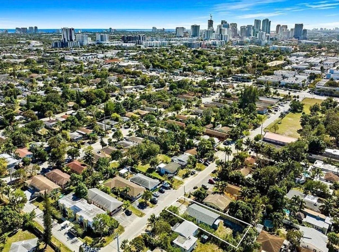 1135 NW 6th Avenue, Fort Lauderdale, FL 33311 Photo