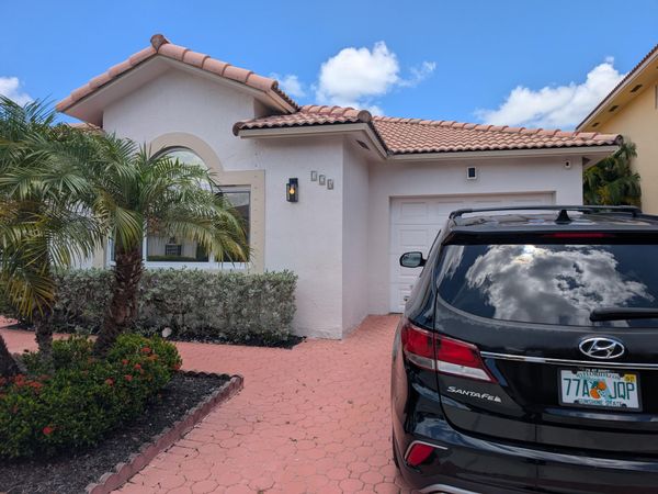 128 Danielle Court, Weston, FL 33326