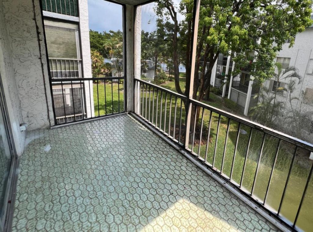 3360 Spanish Moss Terrace, Unit 313, Lauderhill, FL 33319 Photo