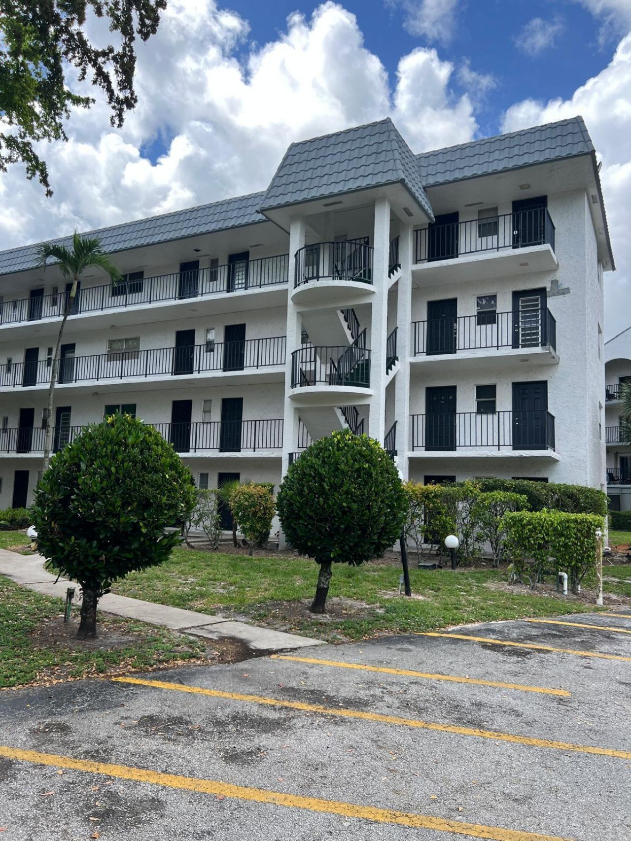 3360 Spanish Moss Terrace, Unit 313, Lauderhill, FL 33319 Photo