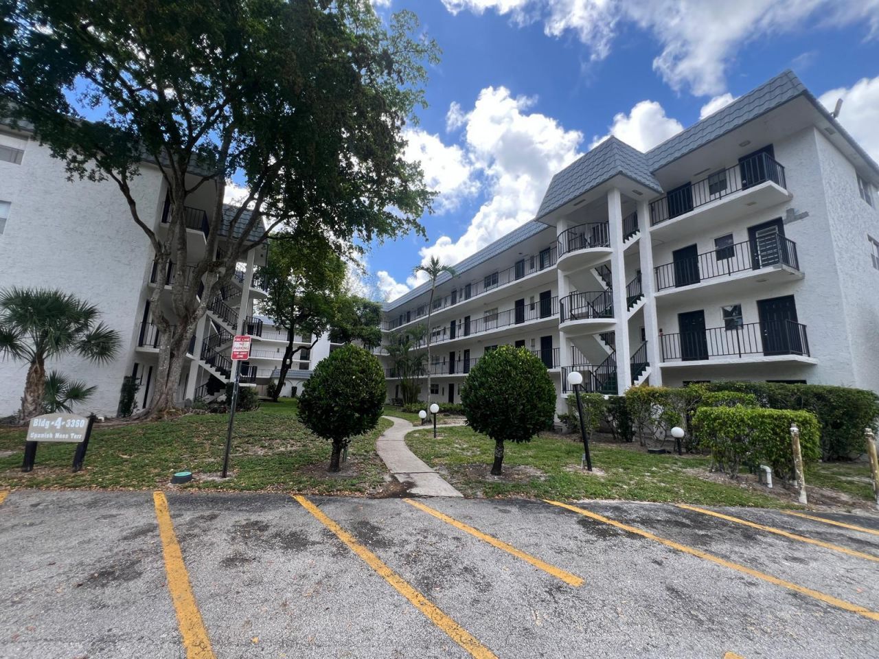 3360 Spanish Moss Terrace, Unit 313, Lauderhill, FL 33319 Photo