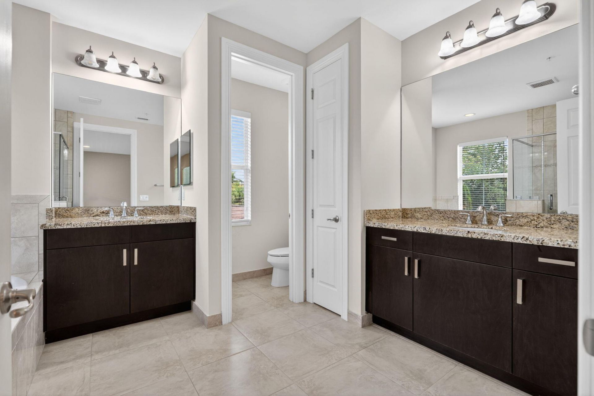1950 Juno Landing Lane, North Palm Beach, FL 33408 Photo