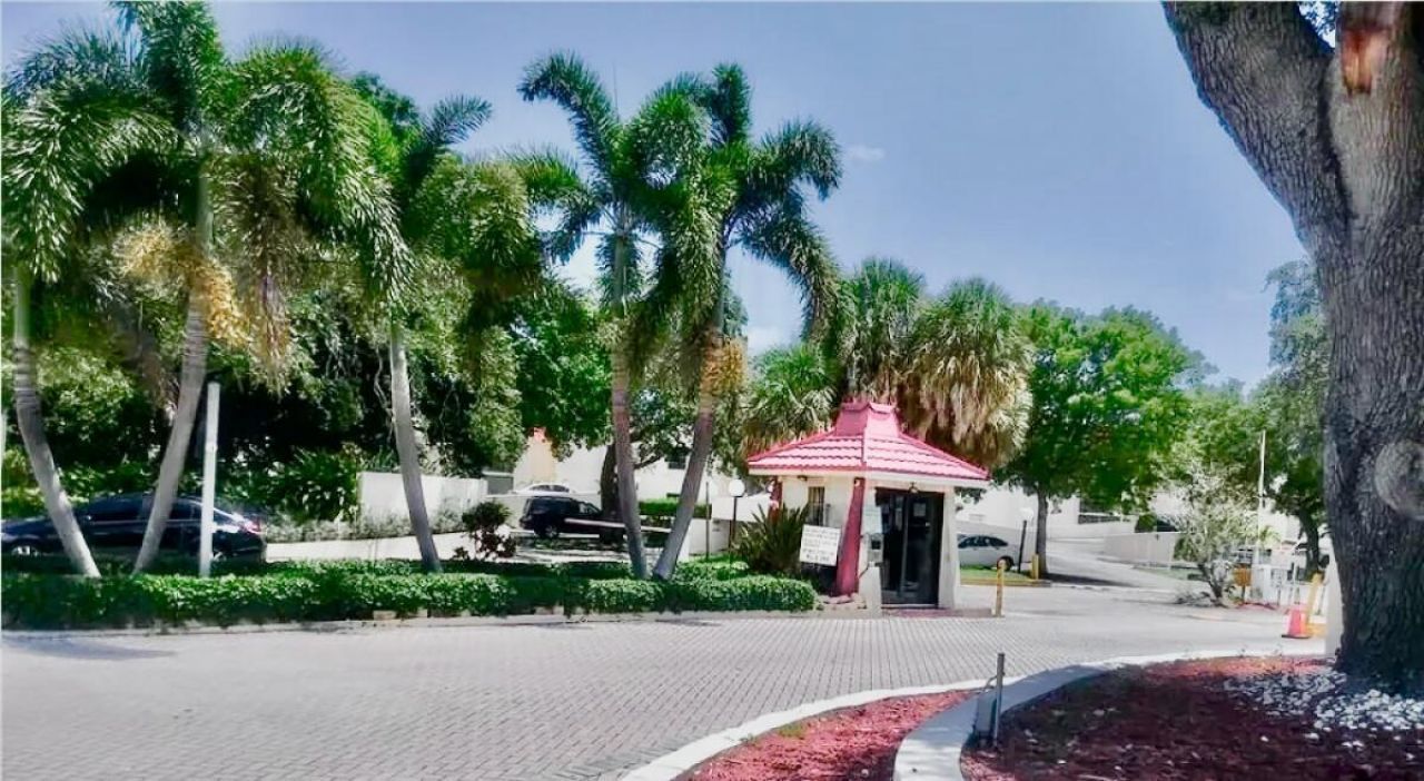 610 NW 13th Street, Unit 23, Boca Raton, FL 33486 Photo