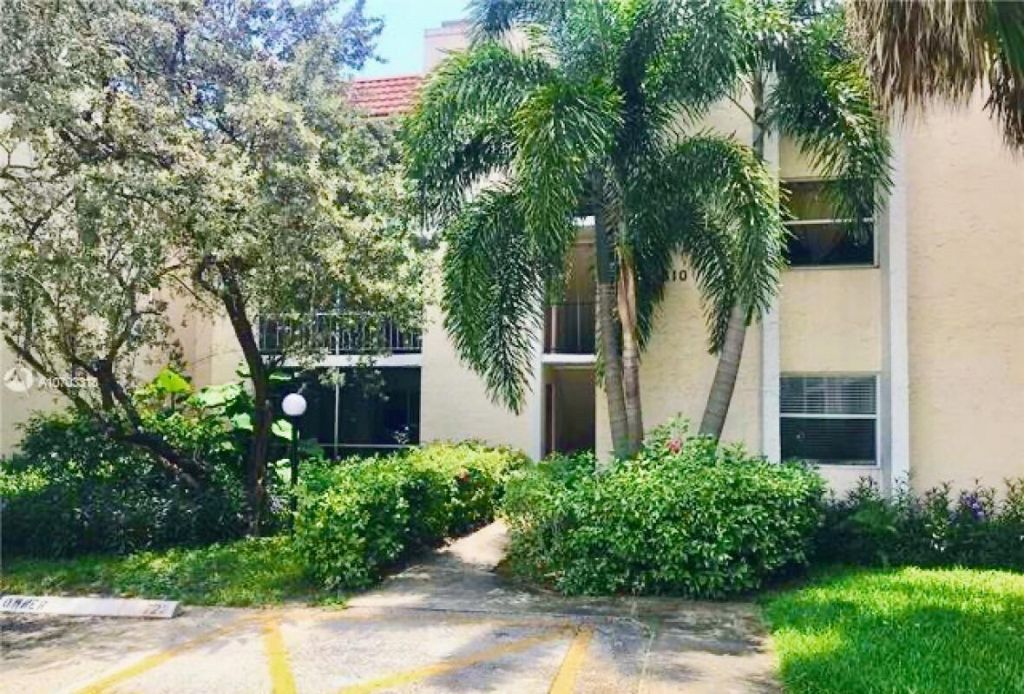 610 NW 13th Street, Unit 23, Boca Raton, FL 33486 Photo