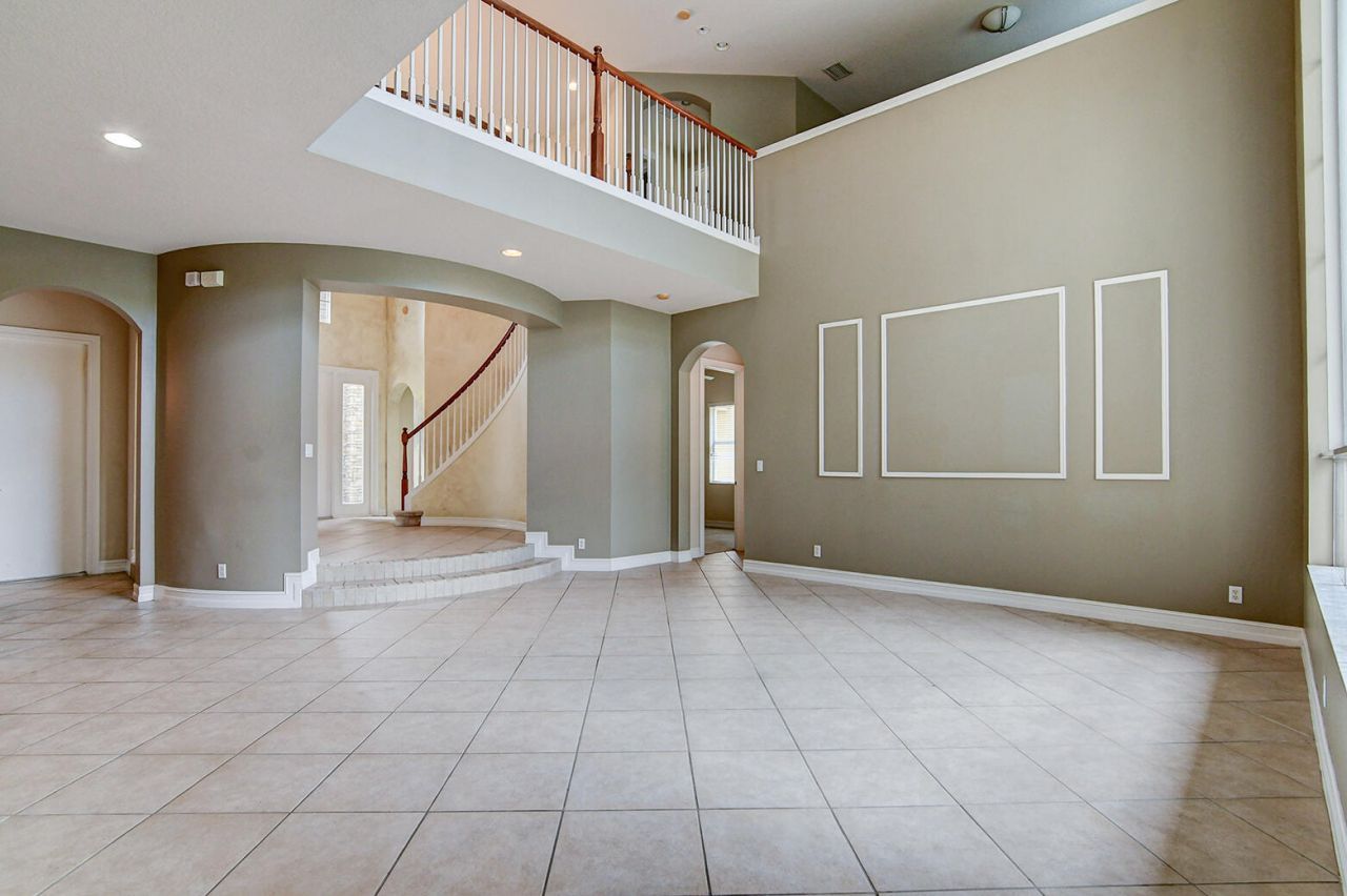 670 Edgebrook Lane, West Palm Beach, FL 33411 Photo