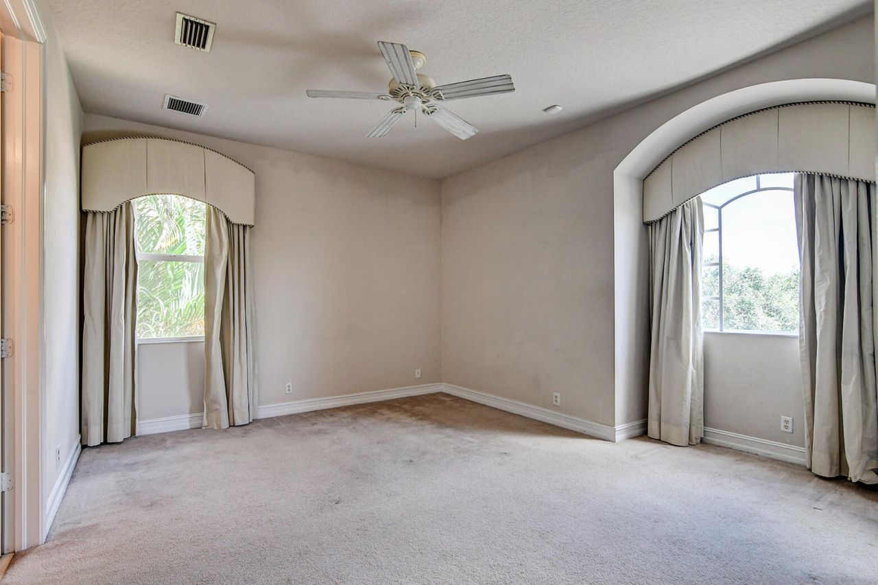 670 Edgebrook Lane, West Palm Beach, FL 33411 Photo