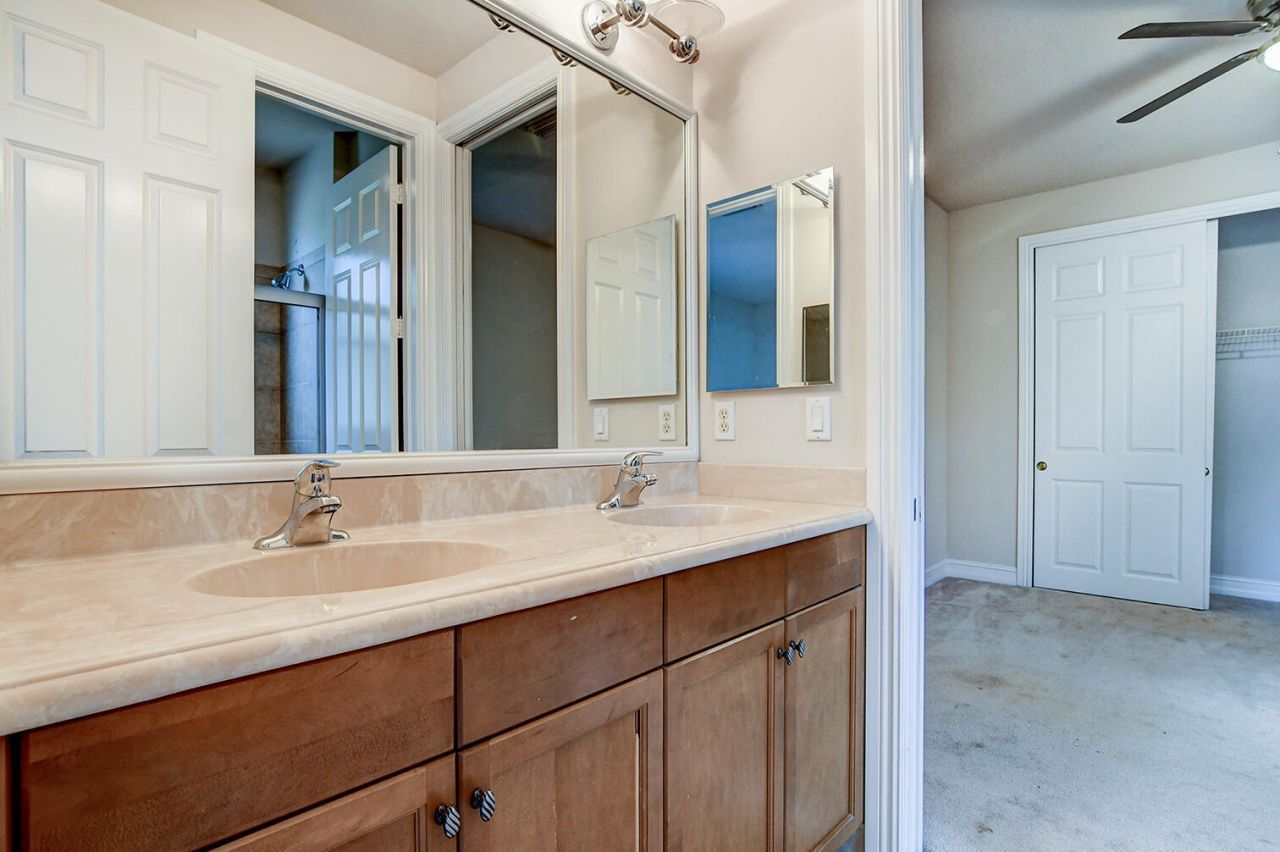 670 Edgebrook Lane, West Palm Beach, FL 33411 Photo