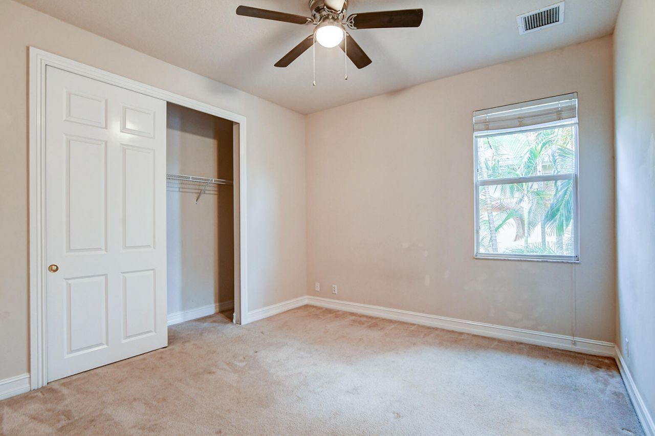 670 Edgebrook Lane, West Palm Beach, FL 33411 Photo