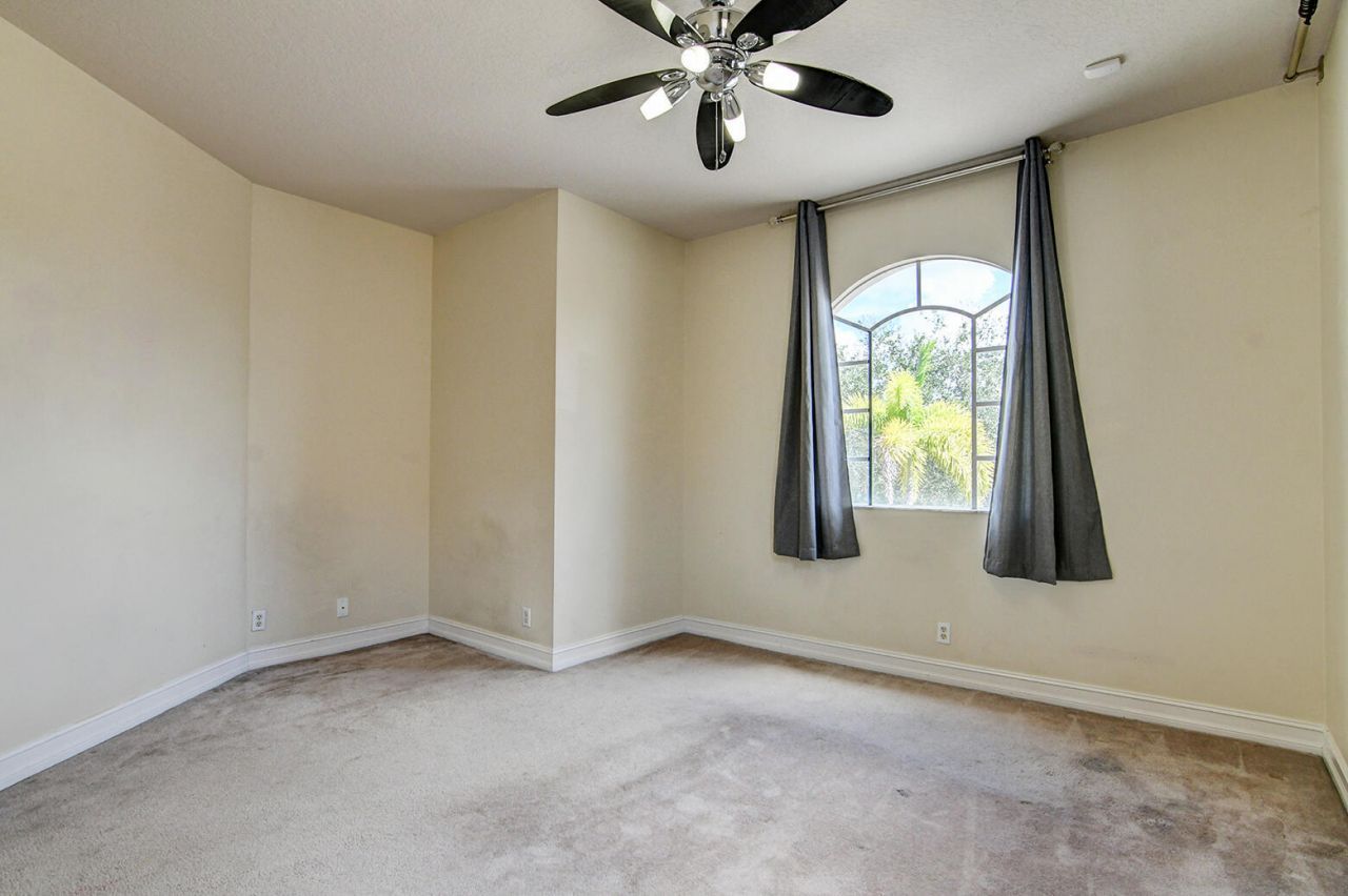 670 Edgebrook Lane, West Palm Beach, FL 33411 Photo
