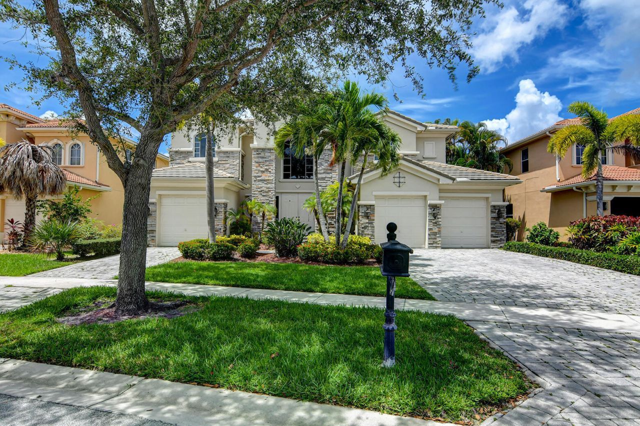 670 Edgebrook Lane, West Palm Beach, FL 33411 Photo