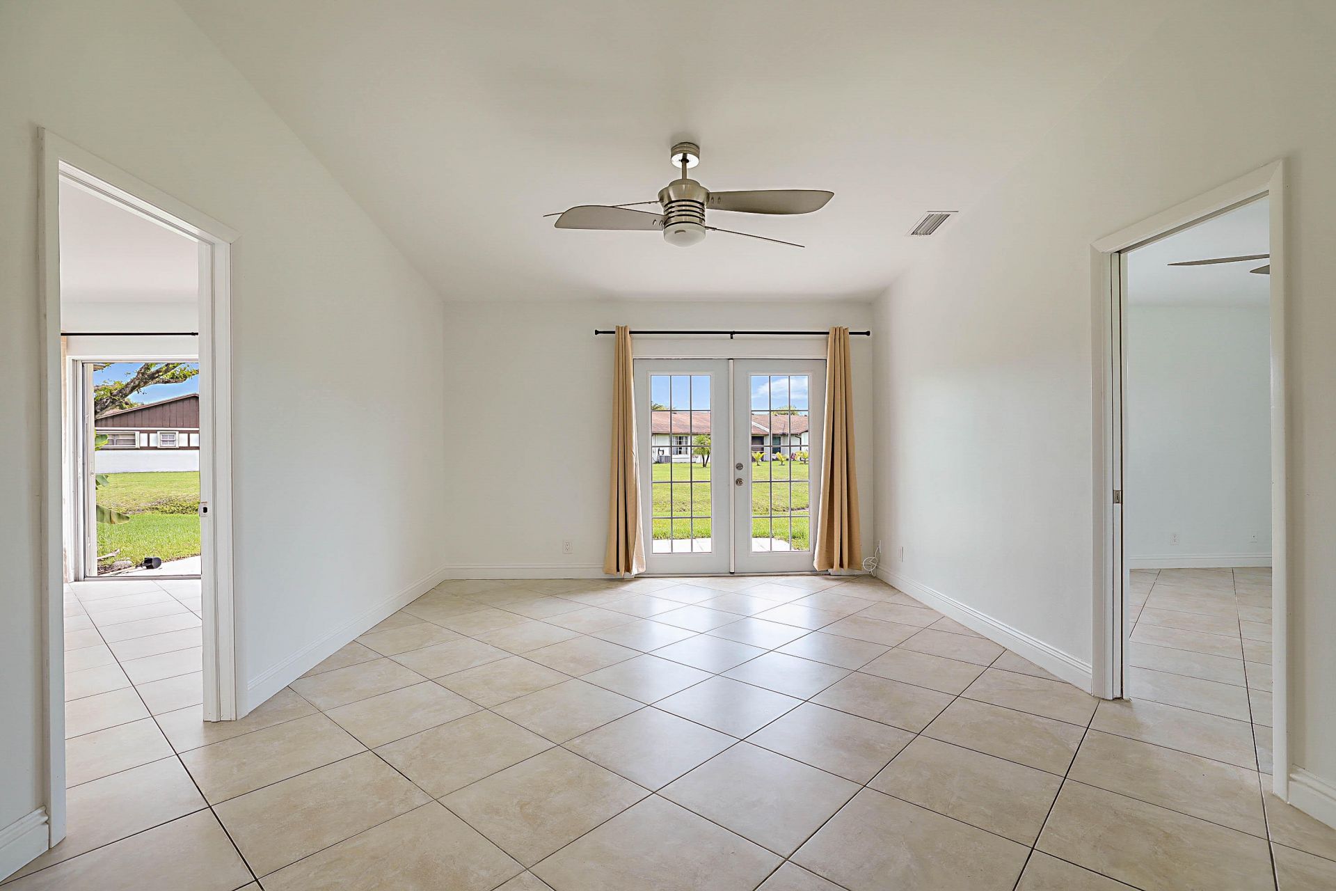 5241 Breadfruit Circle, Delray Beach, FL 33484 Photo