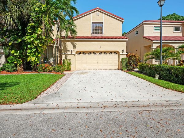 483 NW 87th Terrace, Coral Springs, FL 33071