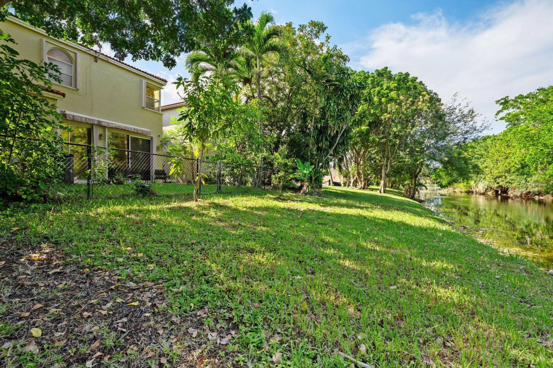 483 NW 87th Terrace, Coral Springs, FL 33071 Photo