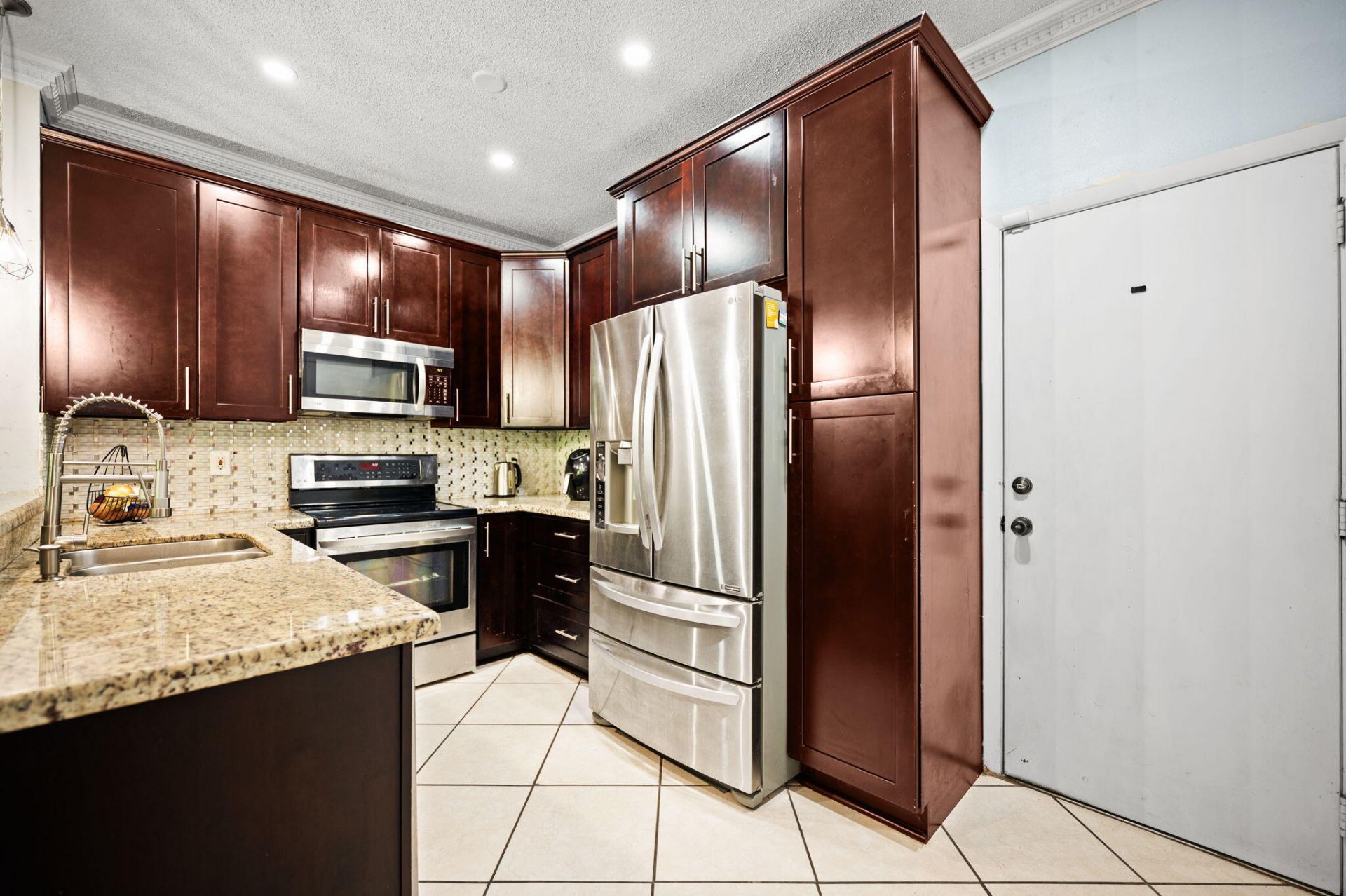 483 NW 87th Terrace, Coral Springs, FL 33071 Photo