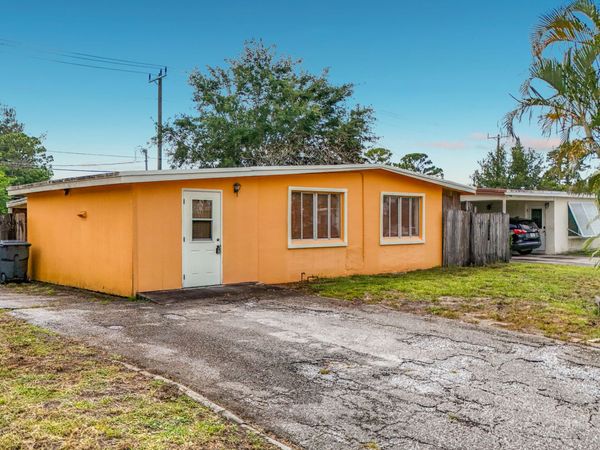 2066 Tarragon Road, West Palm Beach, FL 33415
