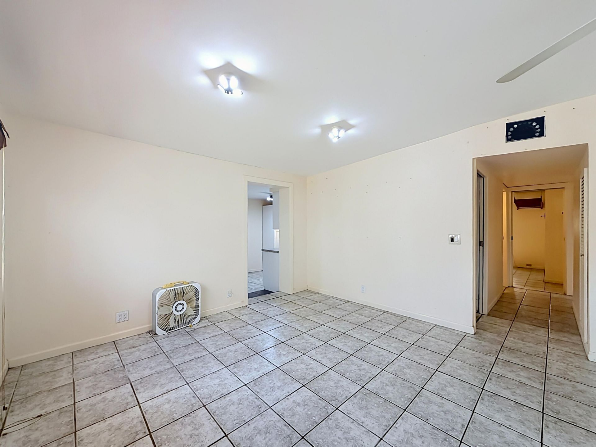 2066 Tarragon Road, West Palm Beach, FL 33415 Photo