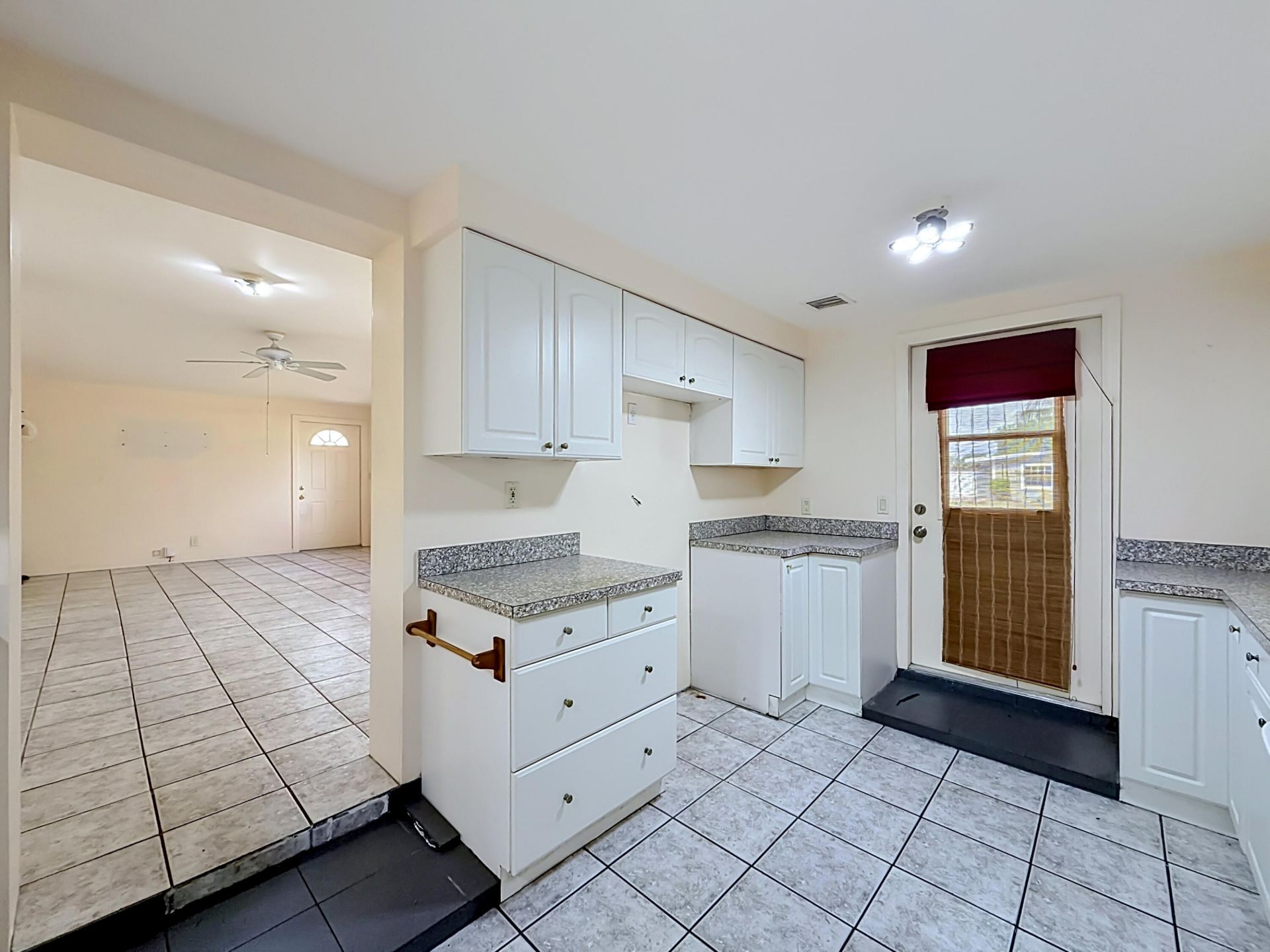 2066 Tarragon Road, West Palm Beach, FL 33415 Photo