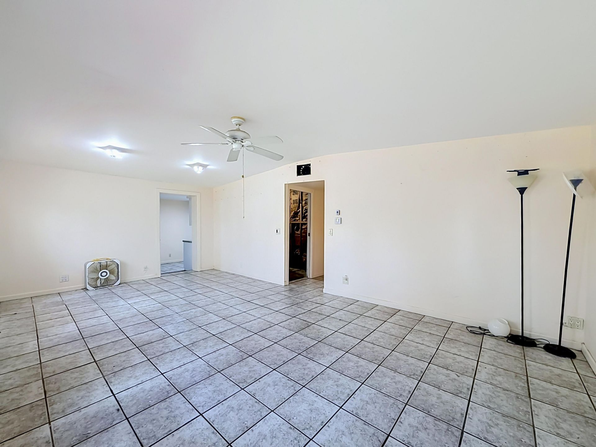 2066 Tarragon Road, West Palm Beach, FL 33415 Photo