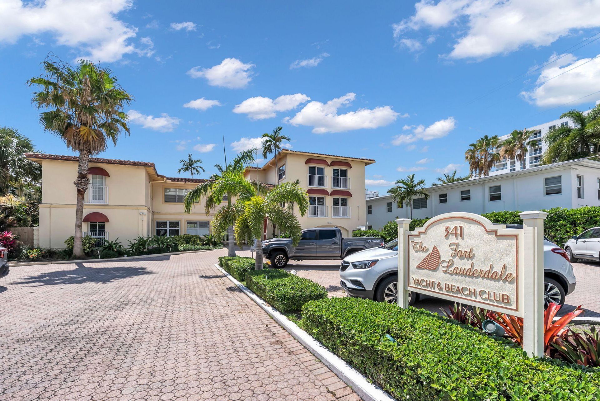 341 N Birch Road, Unit 206, Fort Lauderdale, FL 33304 Photo