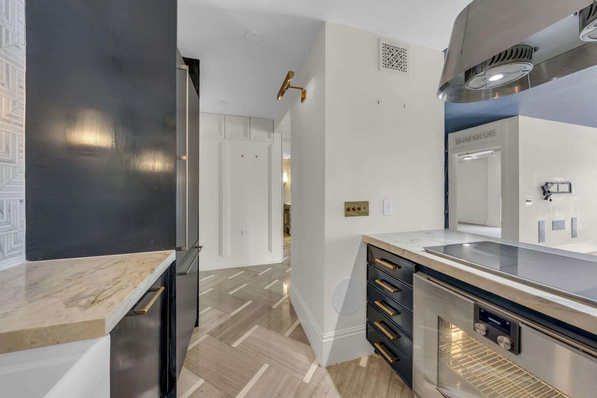341 N Birch Road, Unit 206, Fort Lauderdale, FL 33304 Photo