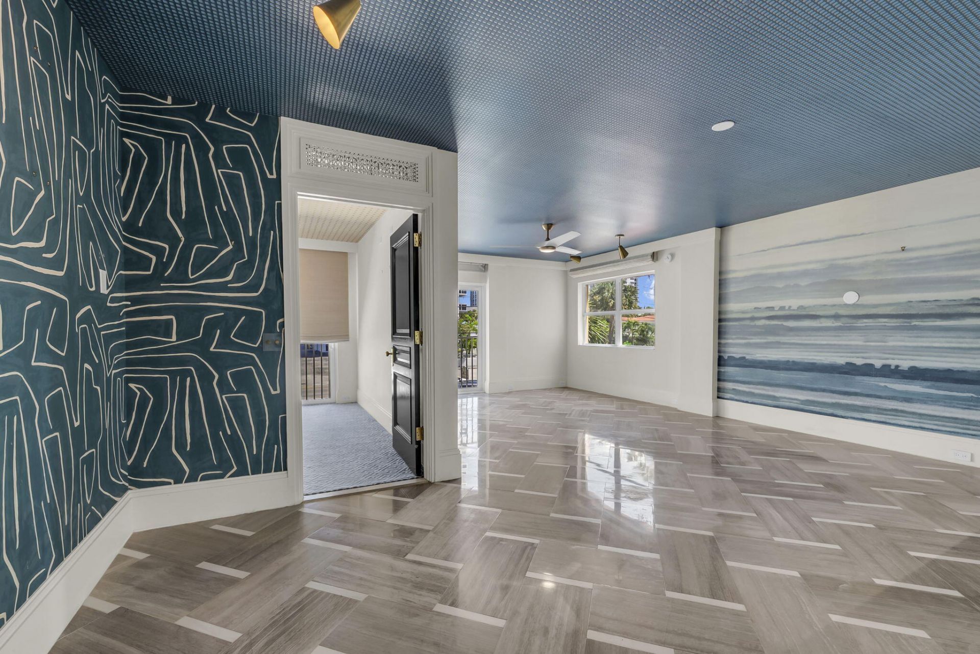 341 N Birch Road, Unit 206, Fort Lauderdale, FL 33304 Photo