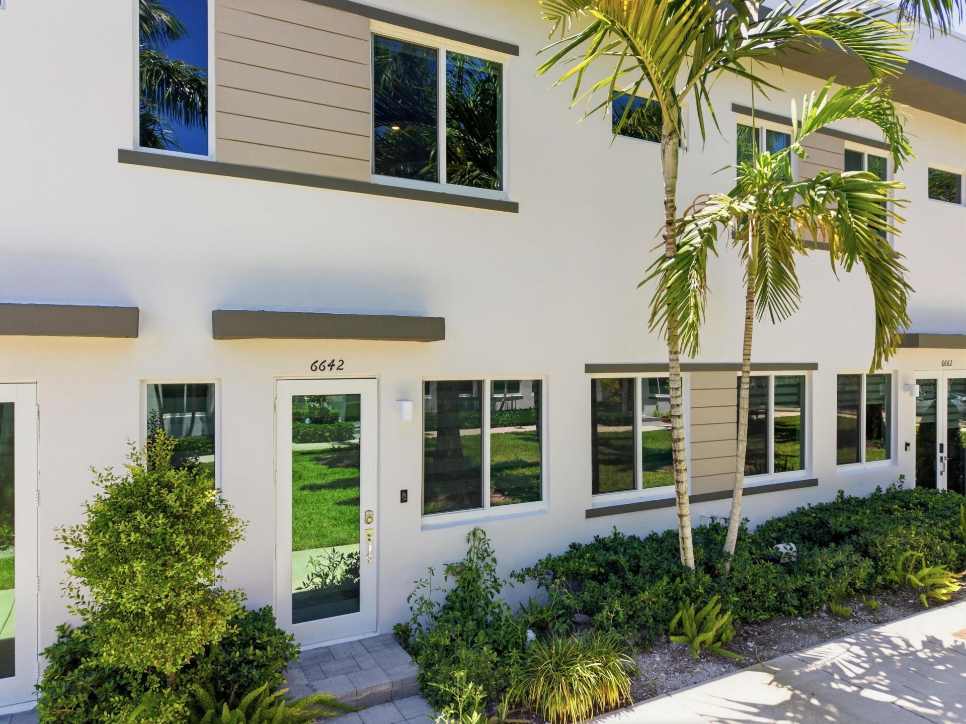 6642 NW 103rd Parkway, Unit 6642, Doral, FL 33178 Photo