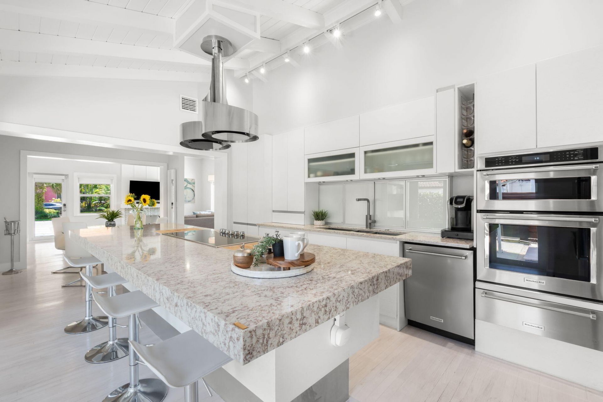648 NE 17th Avenue, Fort Lauderdale, FL 33304 Photo