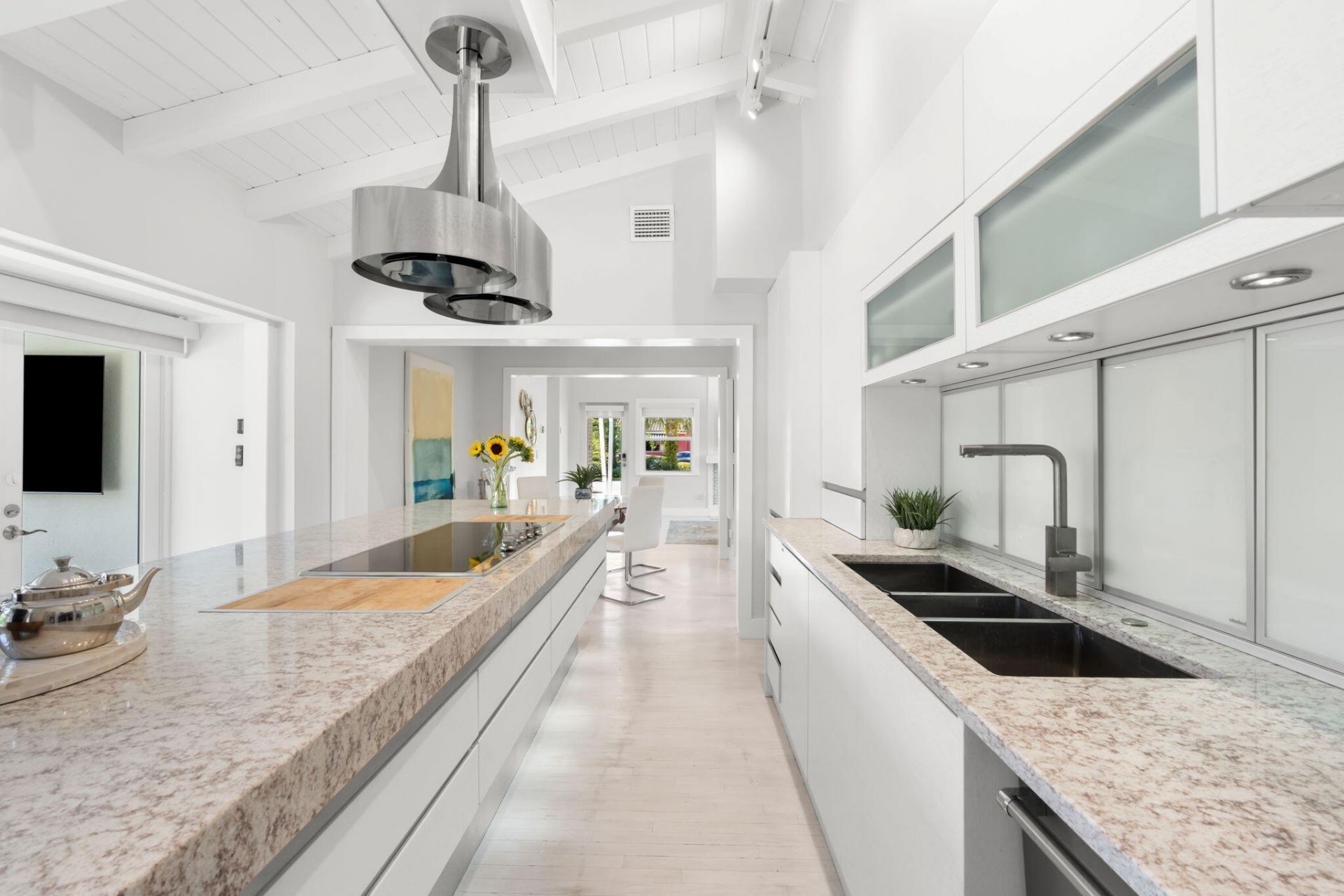 648 NE 17th Avenue, Fort Lauderdale, FL 33304 Photo